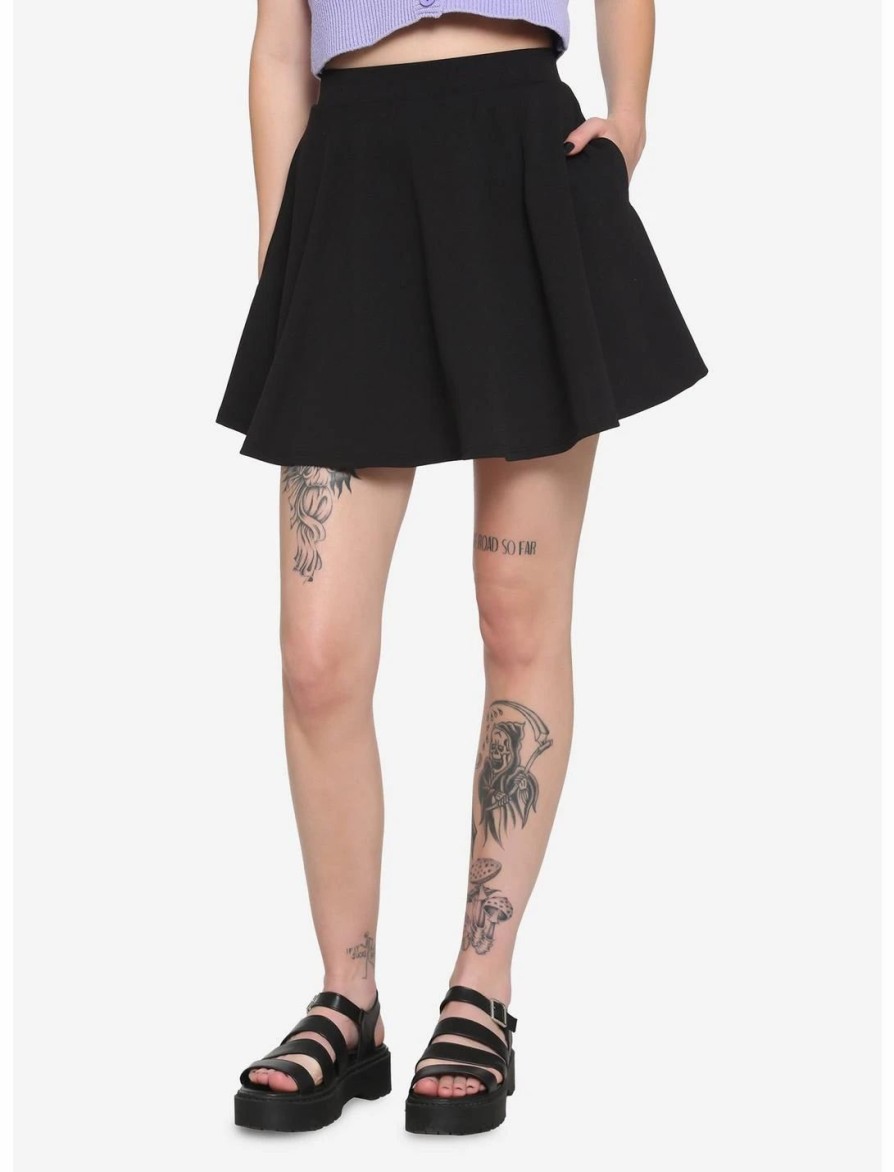 * Bottoms | Hunivers Black Skirt