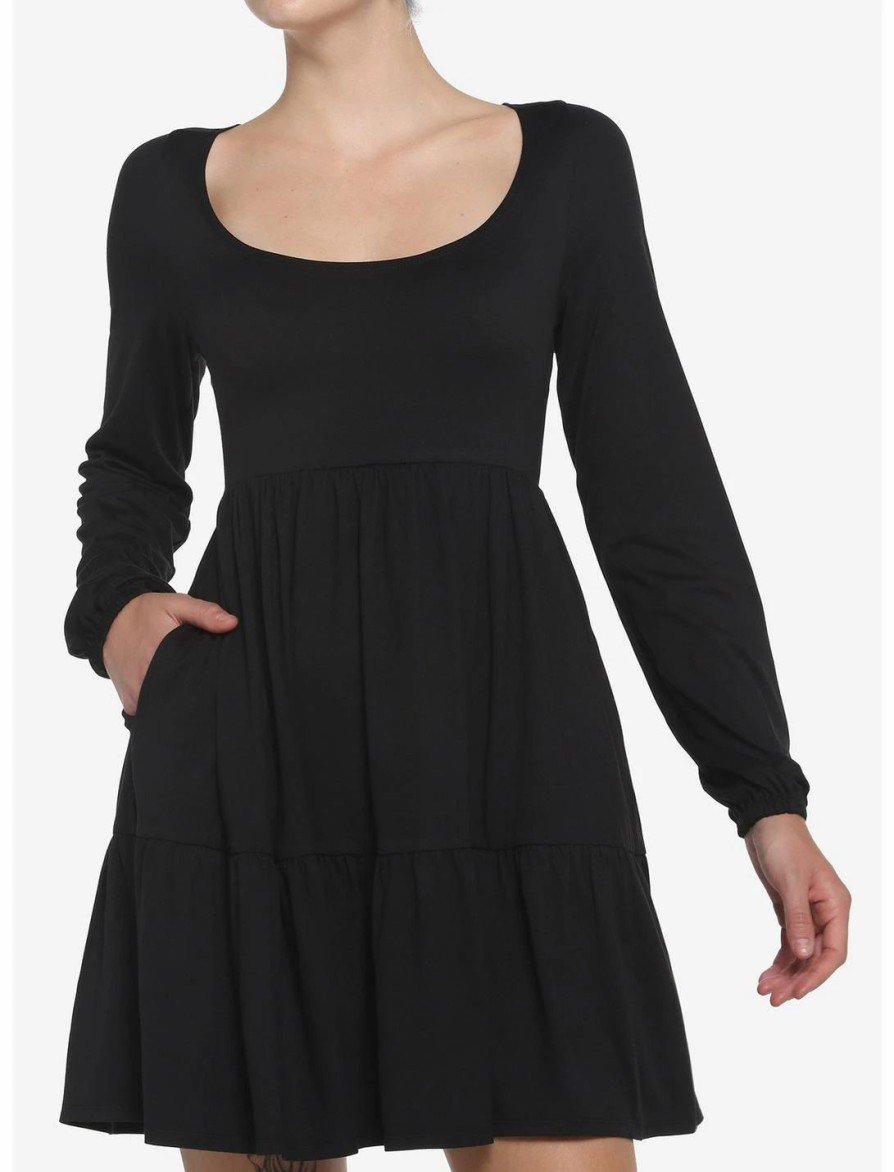 * Dresses | Hunivers Black Tiered Long-Sleeve Dress