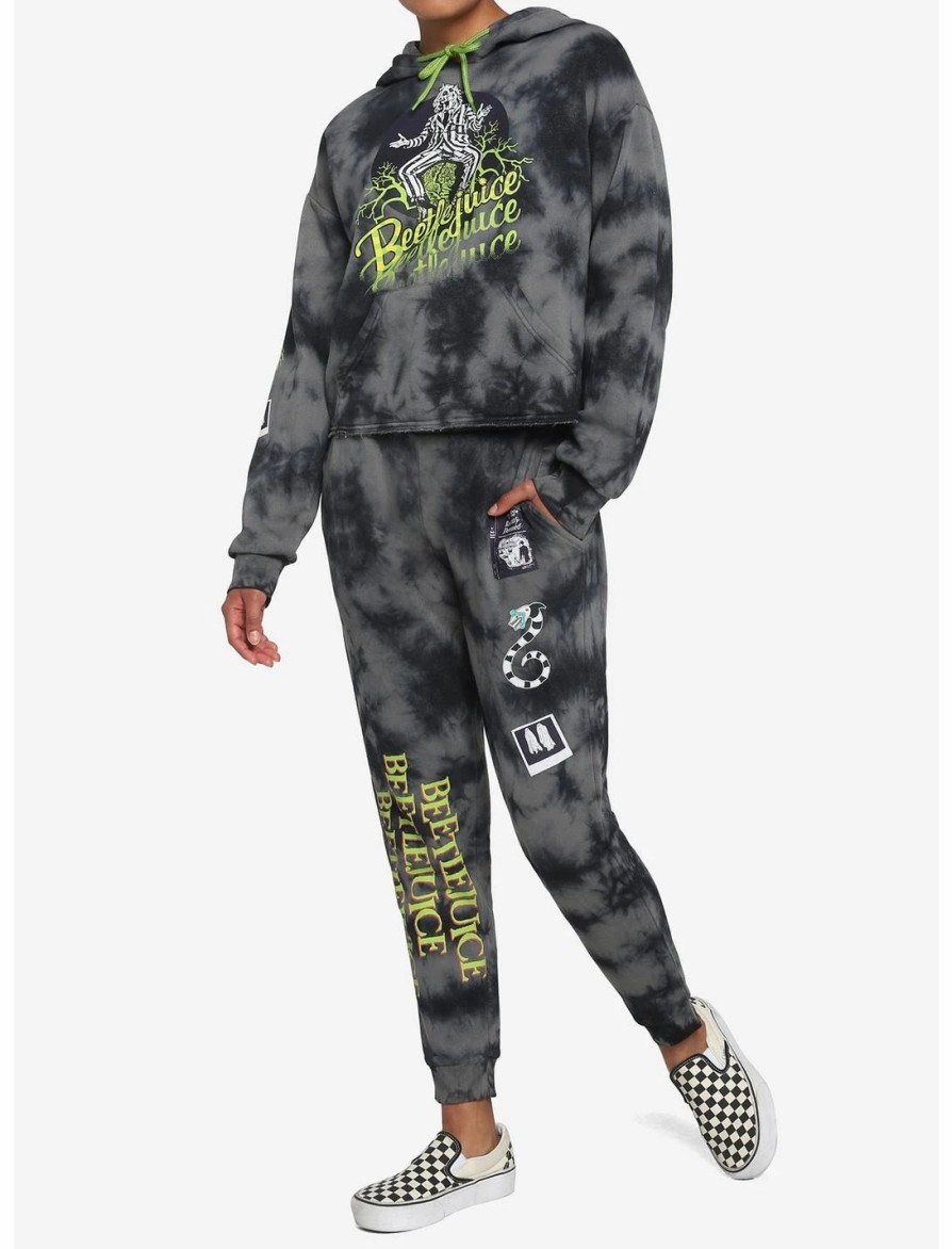 * Hoodies And Sweatshirts | Hunivers Beetlejuice Icons Wash Crop Hoodie