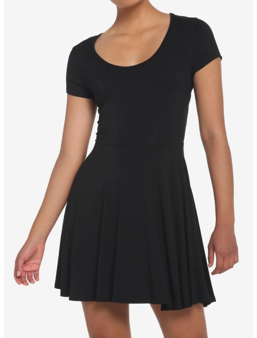 * Dresses | Hunivers Black Skater Dress