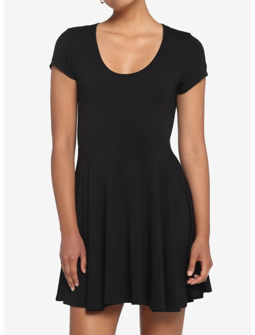 * Dresses | Hunivers Black Skater Dress