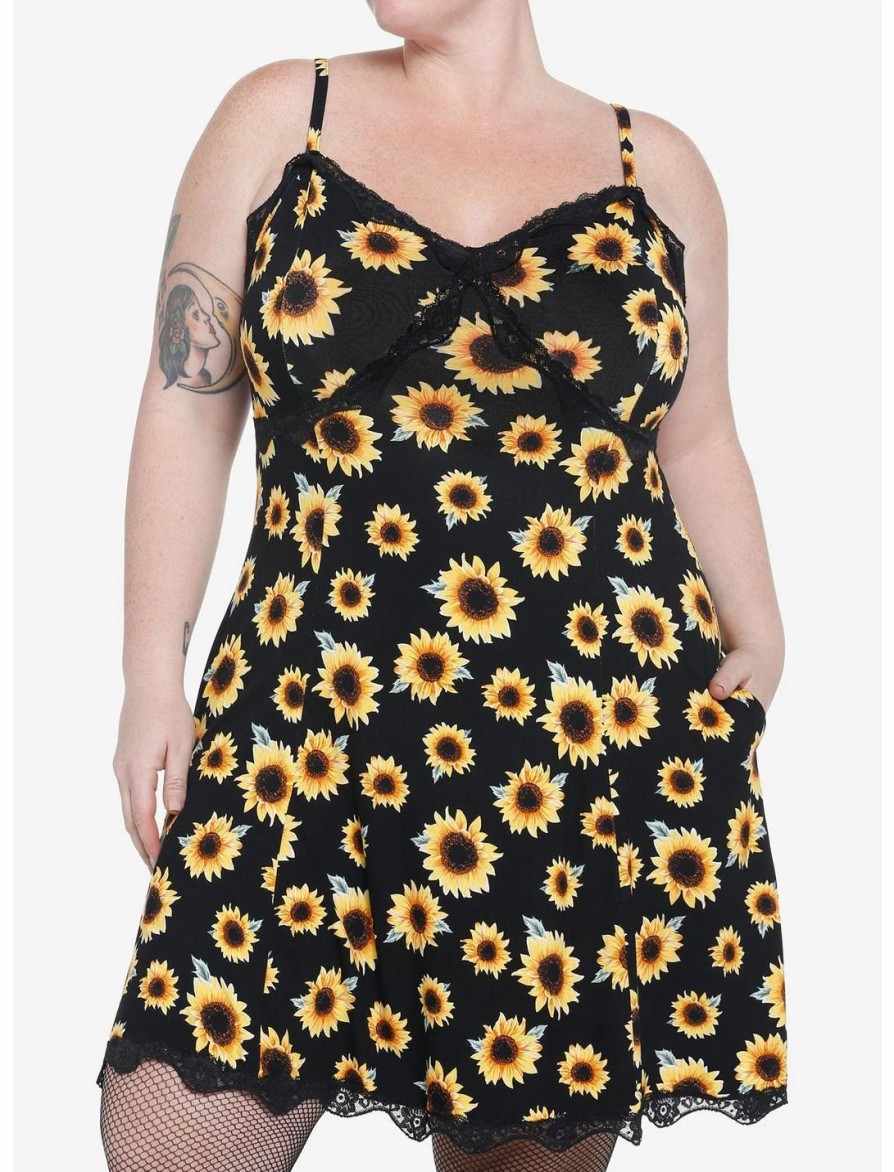 * Dresses | Hunivers Sunflowers & Lace Slip Dress Plus Size